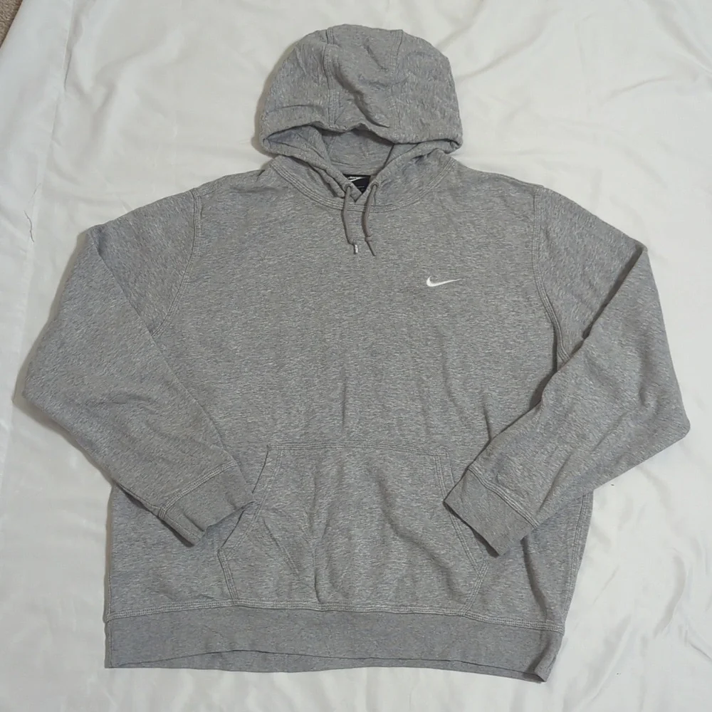 Nike Solo Swoosh Fleece Pullover Hoodie, Color Grey Size XXL